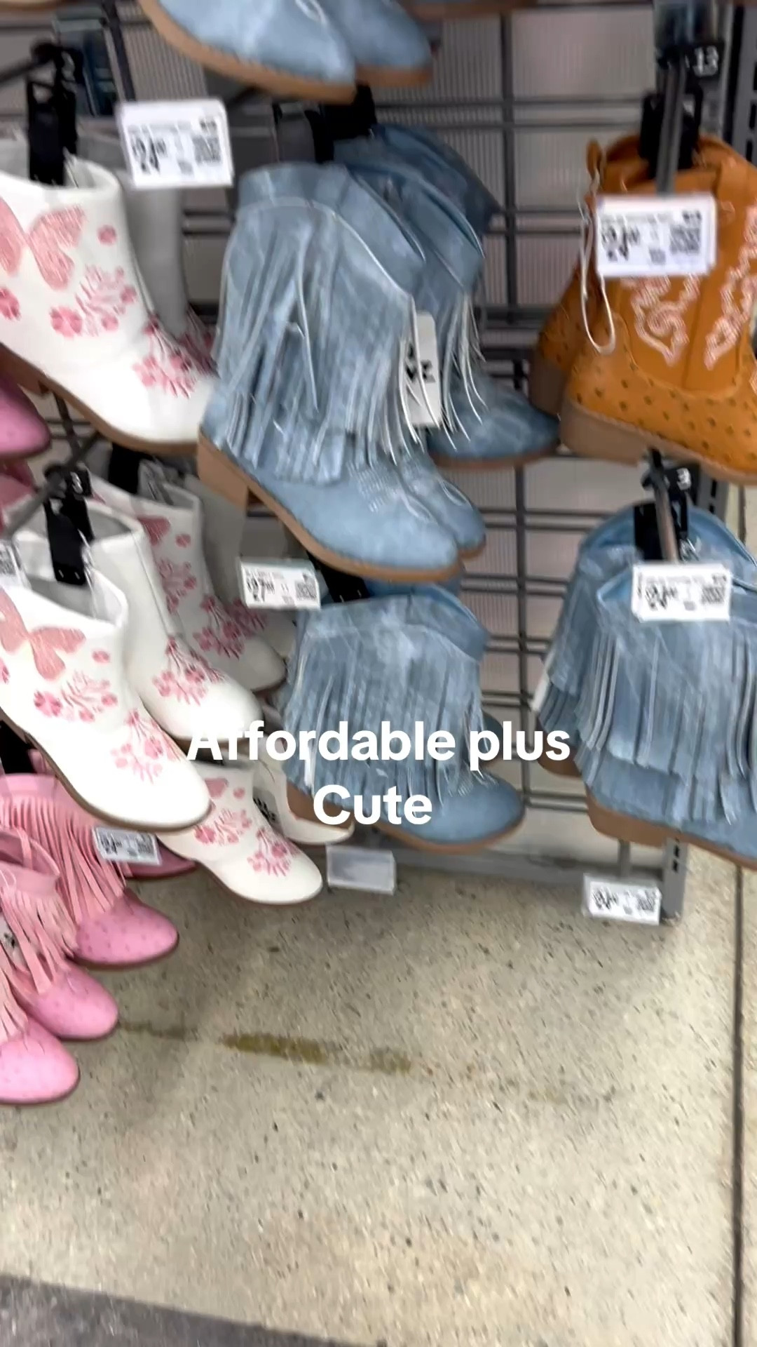 So many cute options 

#LTKFestival