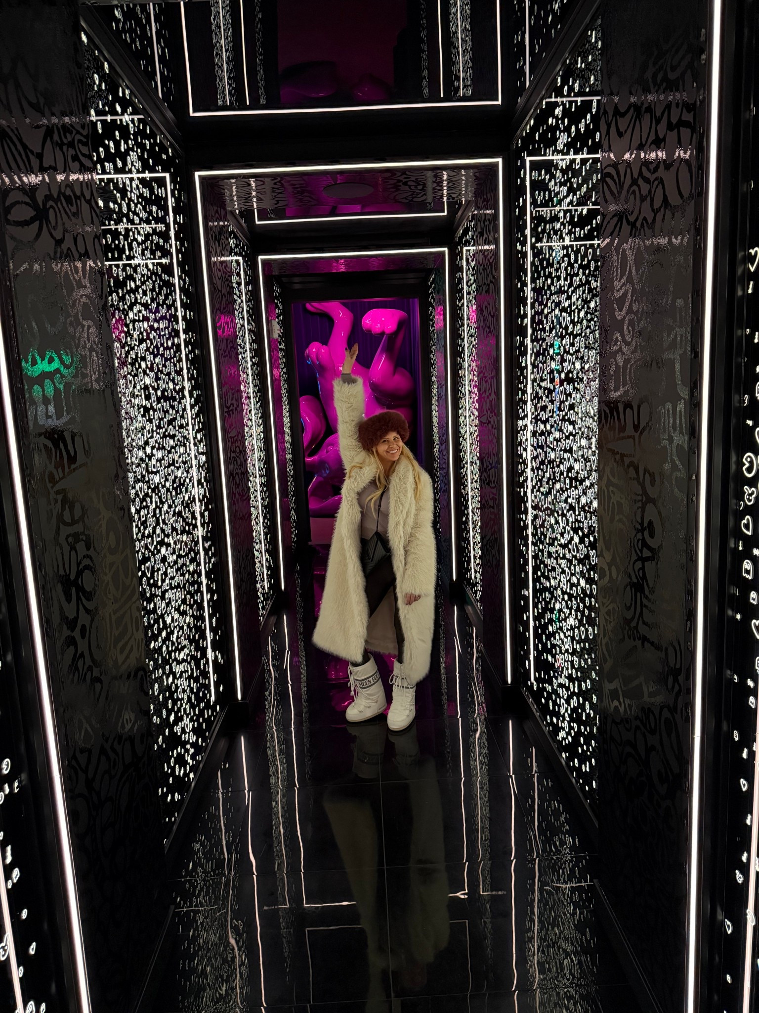 Vail Look! Best Boots ever! 

#LTKTravel #LTKHoliday #LTKSeasonal