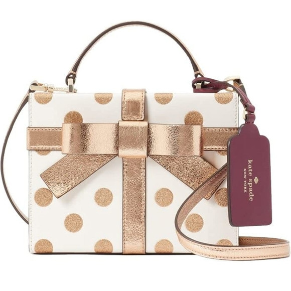 Kate spade wrapping party gift box present crossbody purse nwt gold/ white nwt | Poshmark