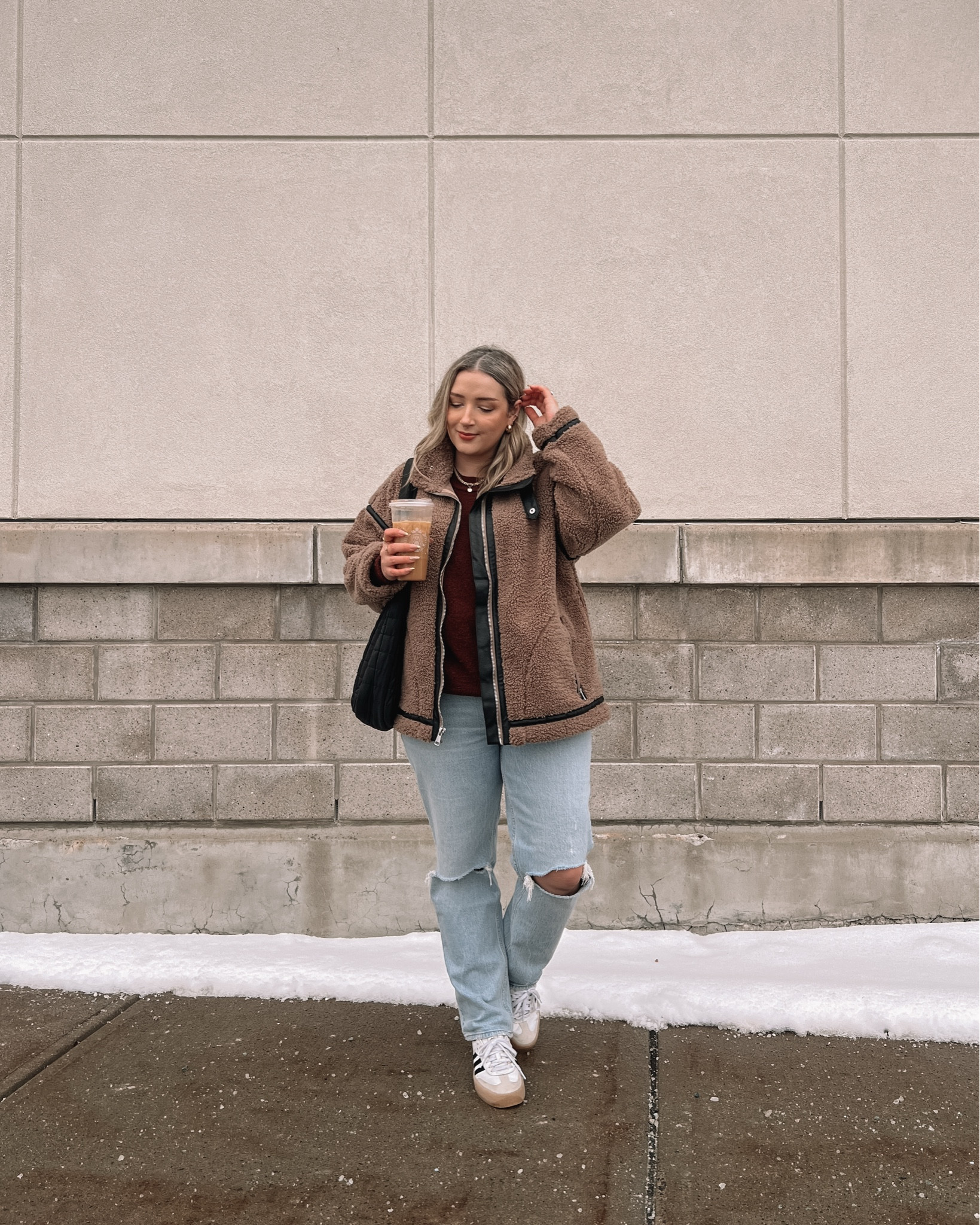 Casual winter outfit - my sherpa jacket is on major sale! Wearing my usual size L and it’s perfectly oversized. My straight leg jeans are also 20% off, wearing my usual size 32. My adidas Sambae are super comfy but run a bit big - I’m usually a 9.5-10 and wearing a 9.


#LTKsale #LTKwinter #LTKmidsize