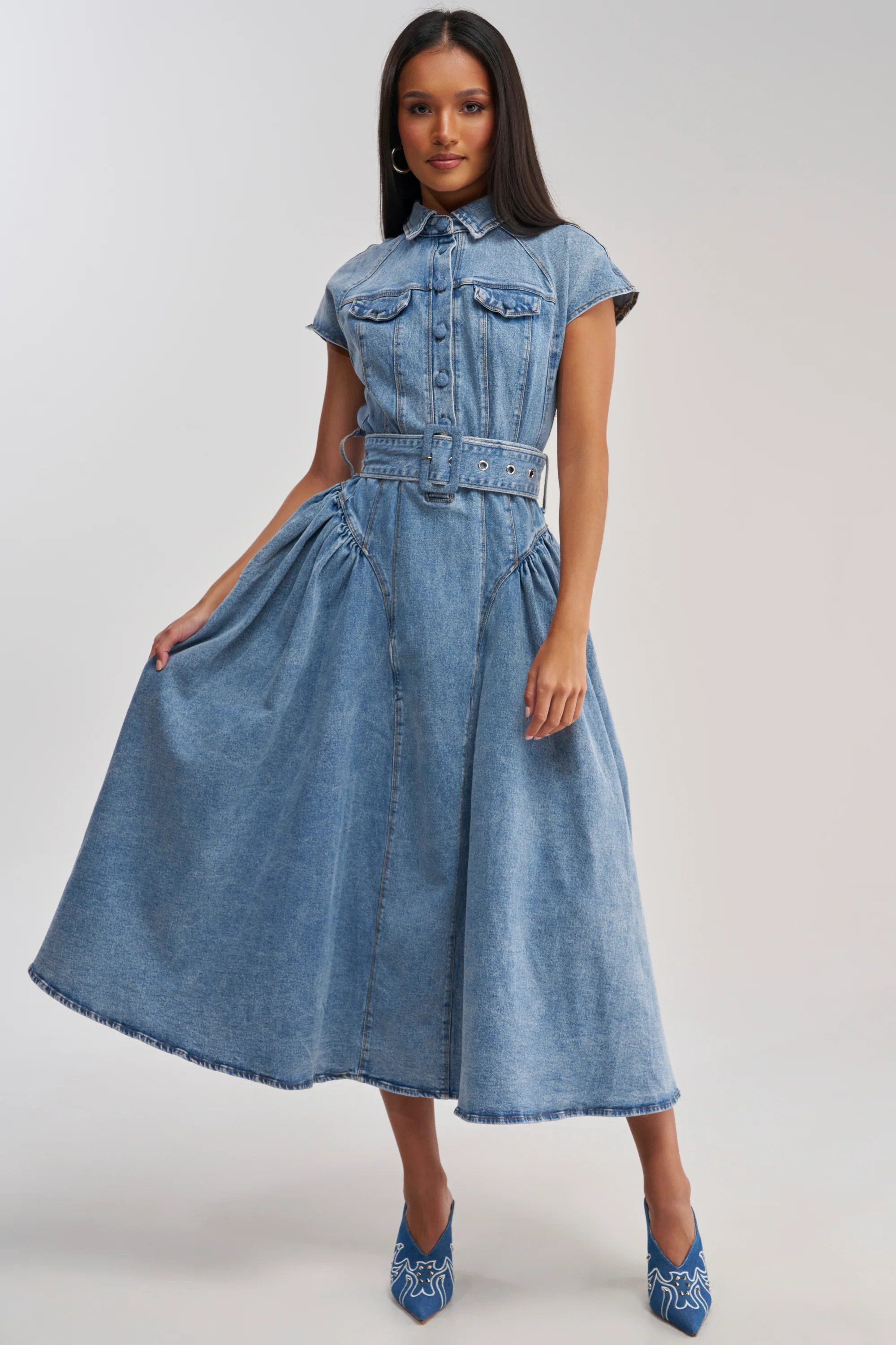 MEET THE PARENTS BELTED DENIM MIDI DRESS | AKIRA