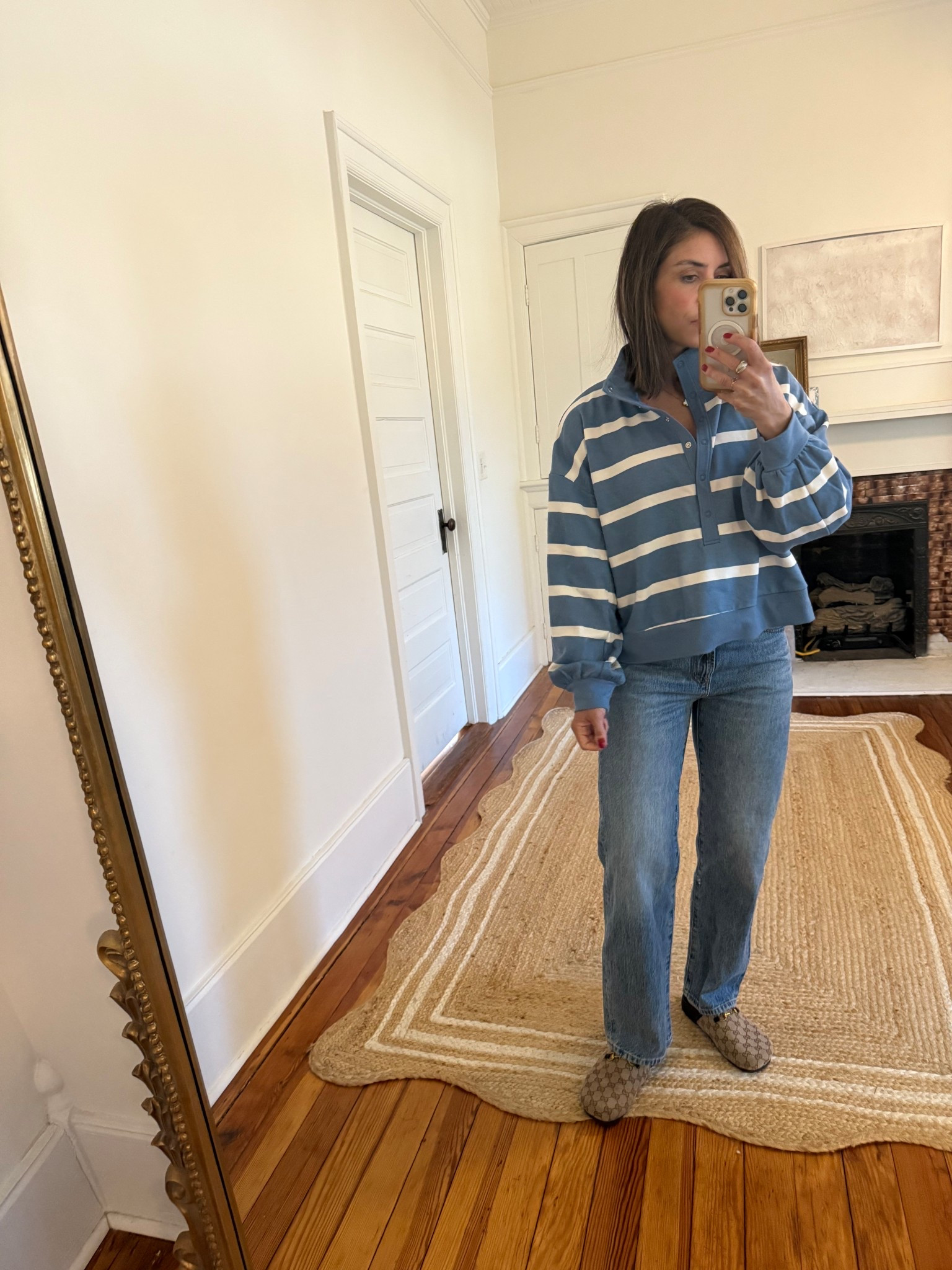 Medium sweatshirt 

#LTKActive #LTKdayinmylife #LTKSeasonal