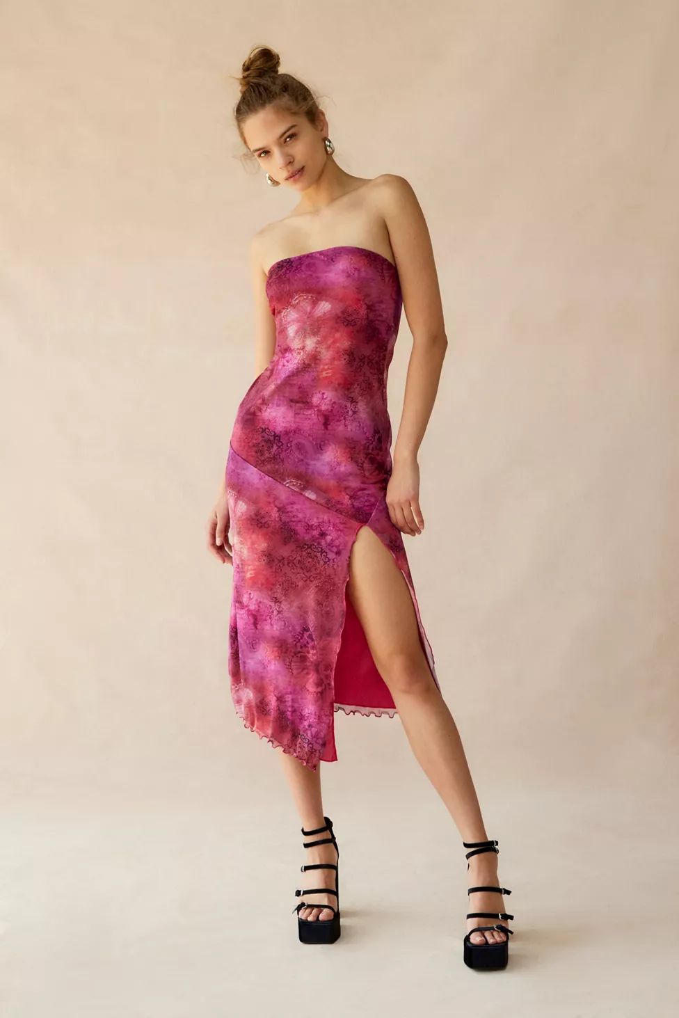 UO Samara Mesh Strapless Midi Dress | Urban Outfitters (US and RoW)