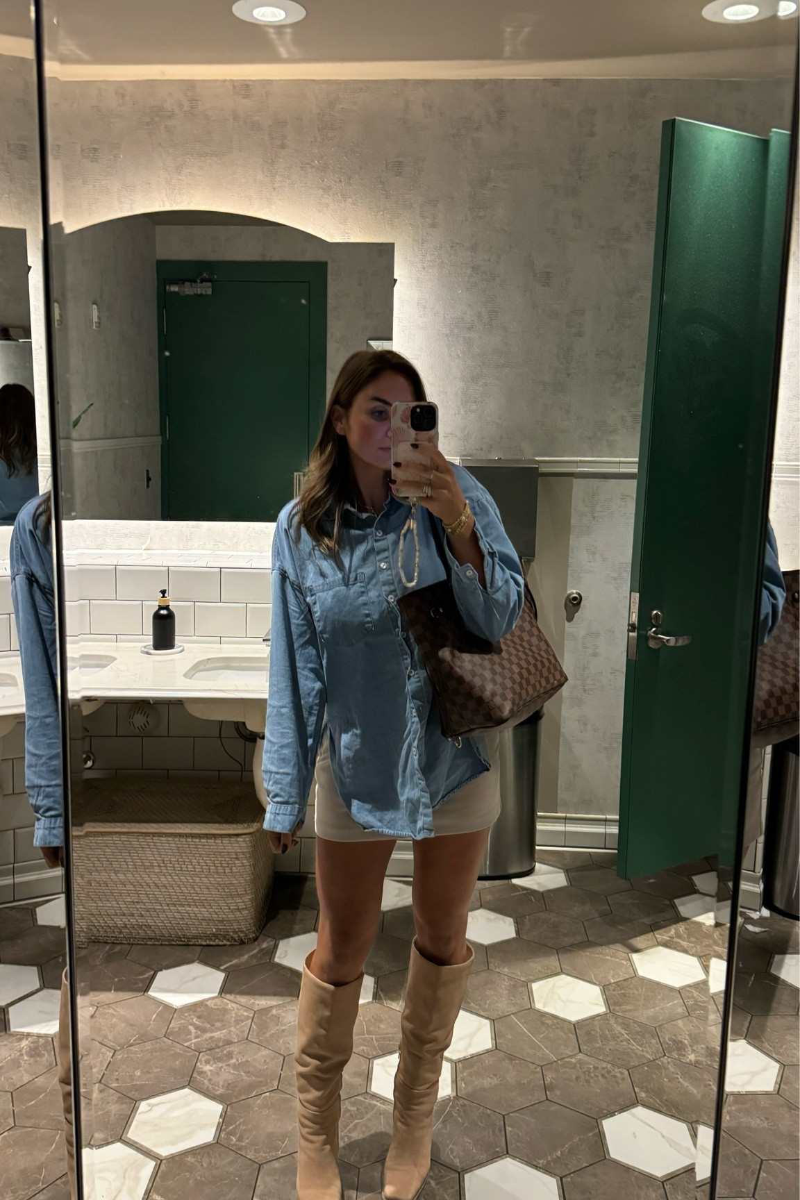 Cutie fall outfit 

#LTKshoecrush #LTKSeasonal