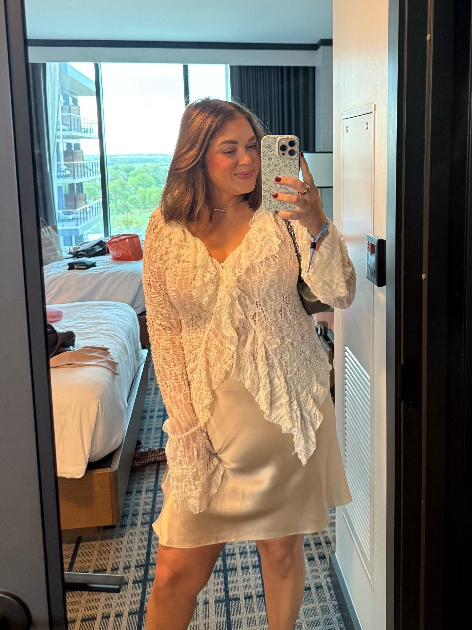 LTKcon outfit wearing xl in skirt and large in lace top!

#LTKCon #LTKootd