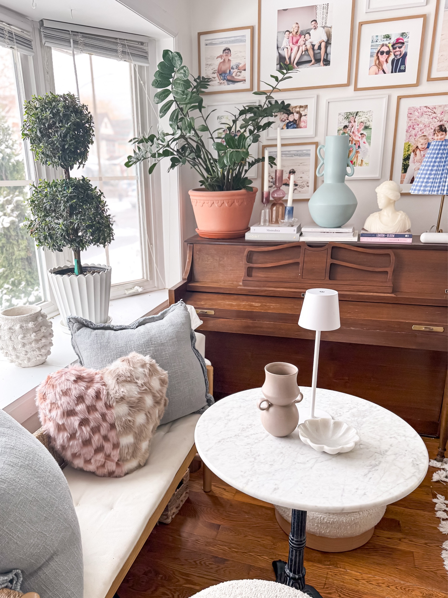 Piano sitting area 

#LTKHome