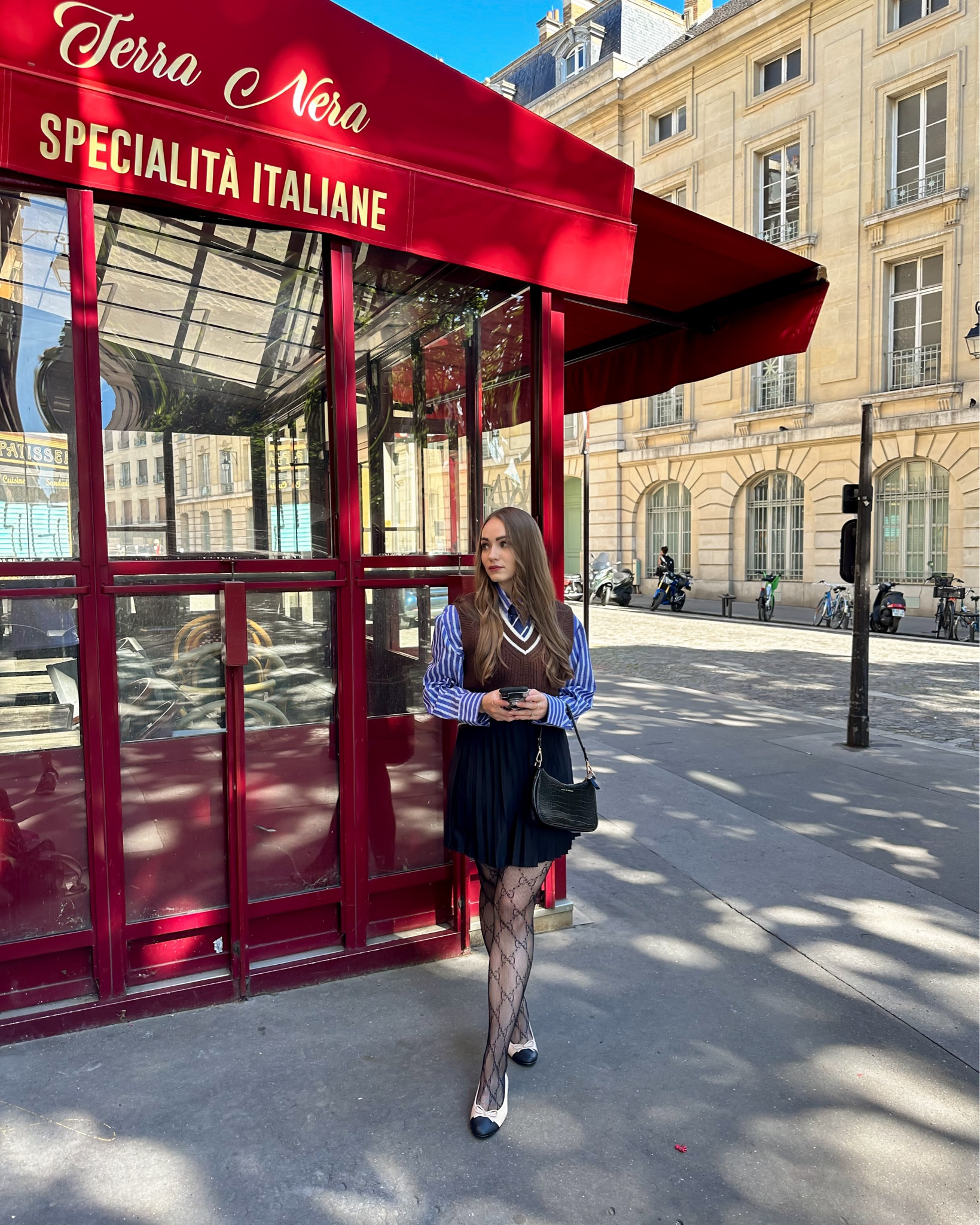 Fall Emily in Paris inspired look 🤎

#LTKeurope #LTKautumn