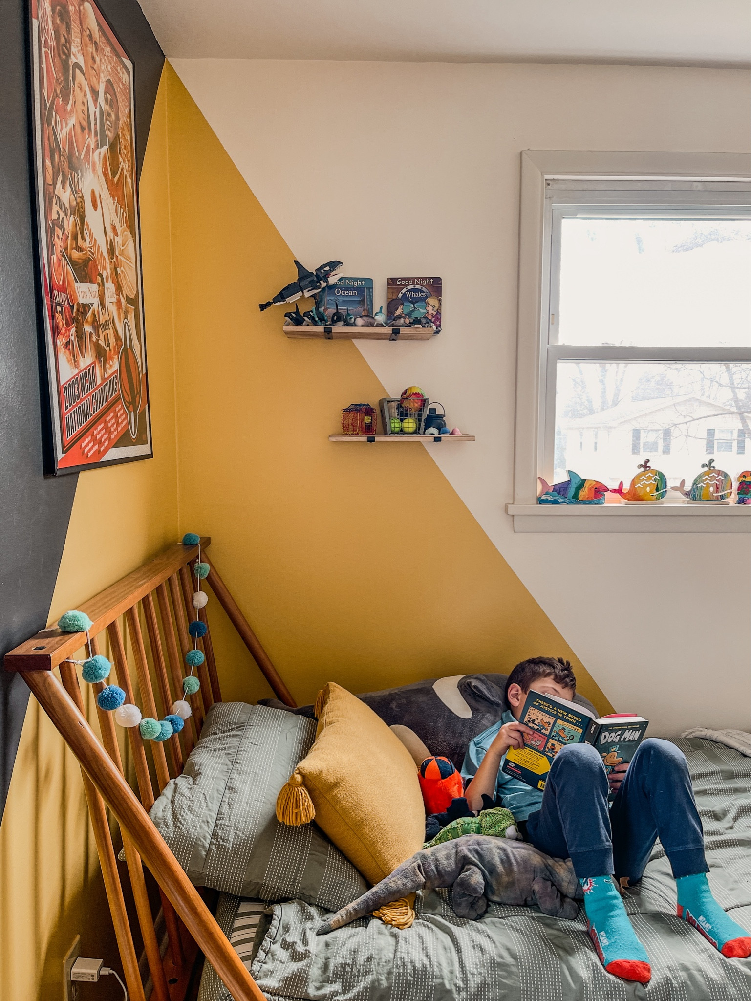 Love this corner of his room



#LTKstyletip #LTKhome #LTKkids