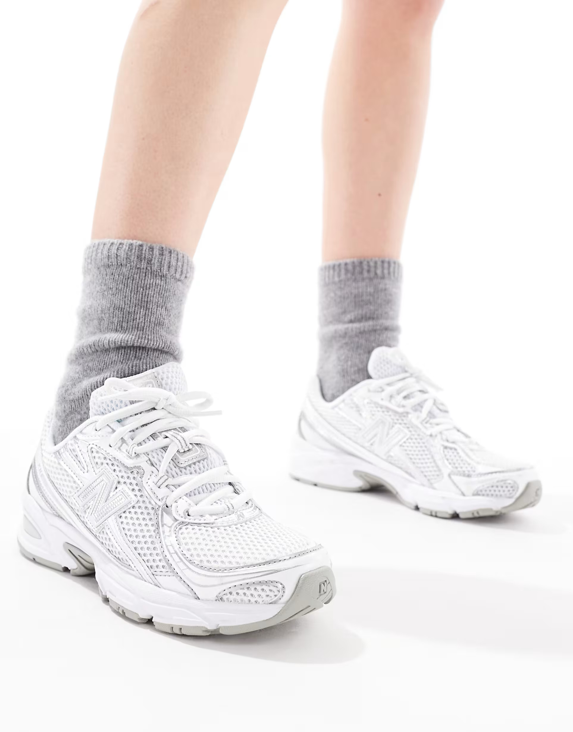 New Balance 740 trainers in white and silver metallic | ASOS (Global)