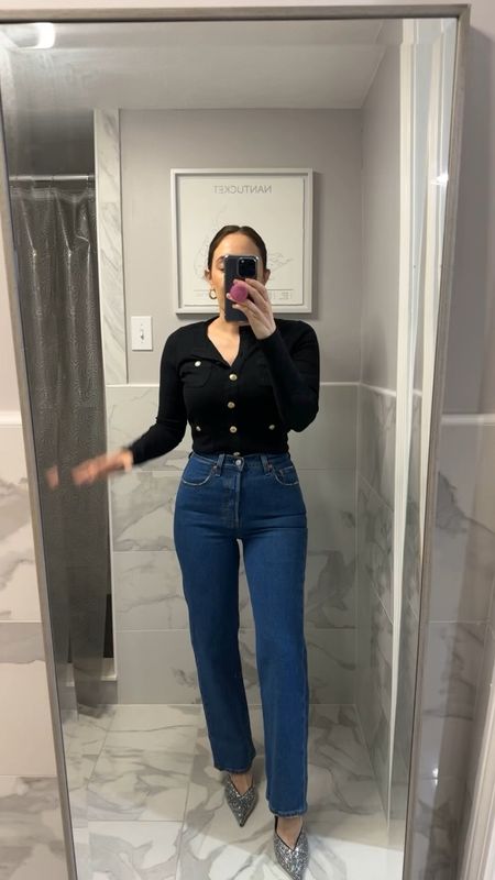 These Levi’s are so good!!! Color is medium wash. I sized down and went with a 29 length. I am 5’3”.