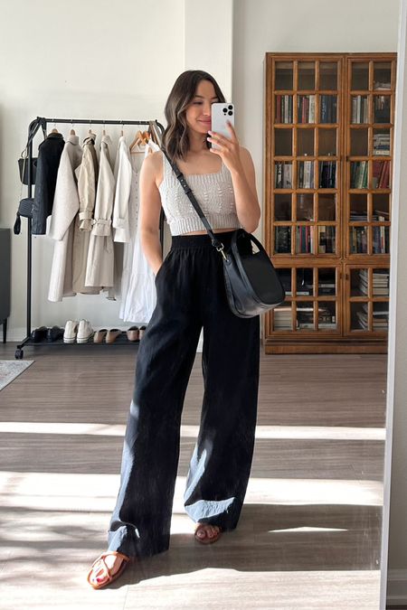 Madewell outfit - love these wide leg relaxed pants! So comfy & elevated, wearing xs standard 

- spring, summer, comfy, pants, travel 

#LTKunder100