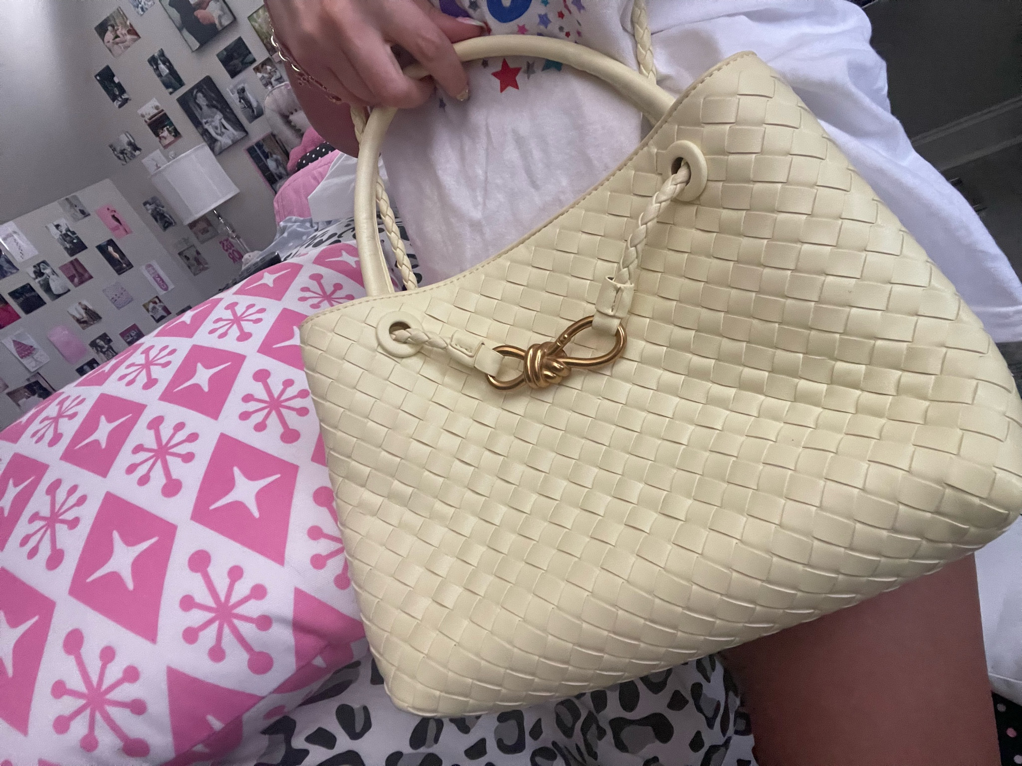 One of the BEST DUPES I HAVE EVER BOUGHT. Inside has all the engraved logos and multiple compartments. Lightweight and the perf color (this is the yellow color) — also NO smell at all… genuinely so impressed by this one and ordering another color asap

#LTKsalealert #LTKitbag #LTKfindsunder100