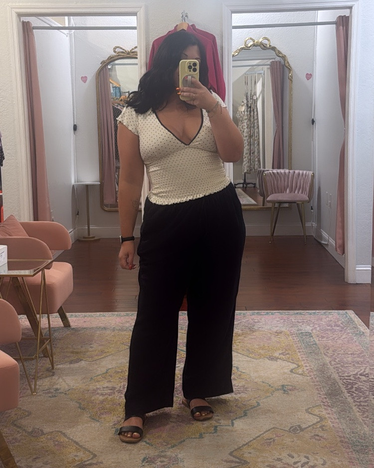 ✨ Easy, breezy, and so versatile! ✨
This adorable textured top from @urbanoutfitters-eu  paired with my favorite flowy @abercrombie pants is the perfect mix of comfy and chic. Dress it up with heels or keep it casual with sandals for an effortless summer look! 

Wearing a size medium in the top. Wearing a size XL in the pants.

#LTKdayinmylife #LTKMidsize #LTKootd
