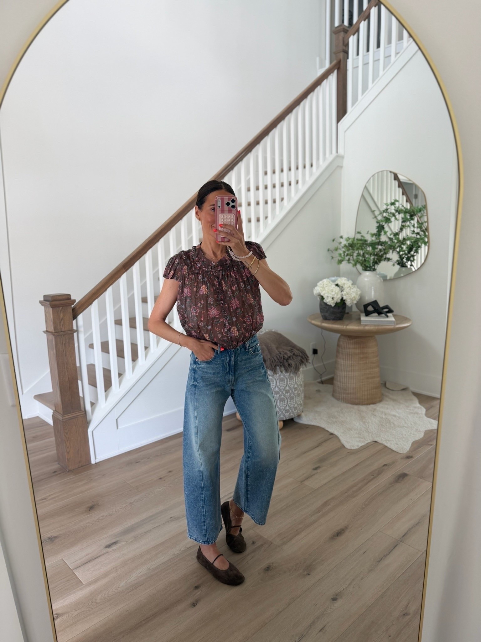 This blouse has the prettiest mix of moody florals and softer pink tones, which makes it perfect for wearing now and into fall. I love the gathered neckline and slightly airy shape tucked into relaxed denim with brown flats.

XS top, 25 jeans

floral blouse, fall blouse, moody floral top, relaxed denim, brown flats, transitional outfit, early fall style, casual fall outfit, feminine top, women’s fashion, annabrstyle

#LTKootd #LTKSeasonal #LTKOver40