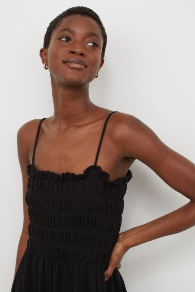 Smocking-detail dress | H&M (UK, MY, IN, SG, PH, TW, HK)