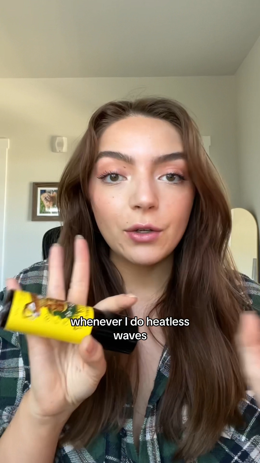 Did you see the shine and volume at the end 😍 

Hair oil is ESSENTIAL in the healtless waves process! 

1. It helps prevent breakage and keep hair healthy and hydrated 

2. It adds shine for the shiny hair we all want 👀 

Overall I’m digging this new hair oil from @Mediall Korea.. you can see it didnt weigh my fine hair down at all and i really liked the feel of it! The scent is nice but a bit heavy - but it lasted all day. 

If youre looking for more hair style tips, easy hair tutorials, everyday makeup ideas, simple makeup looks, or natural makeup youve found the right place 🫶🏼  

My goal is always to use what we already have, keep it simple and approachable, and ON BUDGET, while expressing our creativity and feeling CUTE doing it ☺️ 

#beauty #beautywithphia #hairstyle #hairtutorial #heatlesscurls #heatlesswaves  #affordablebeauty #beautytok #hairtok #hairoil 

#LTKFindsUnder50 #LTKBeauty #LTKVideo