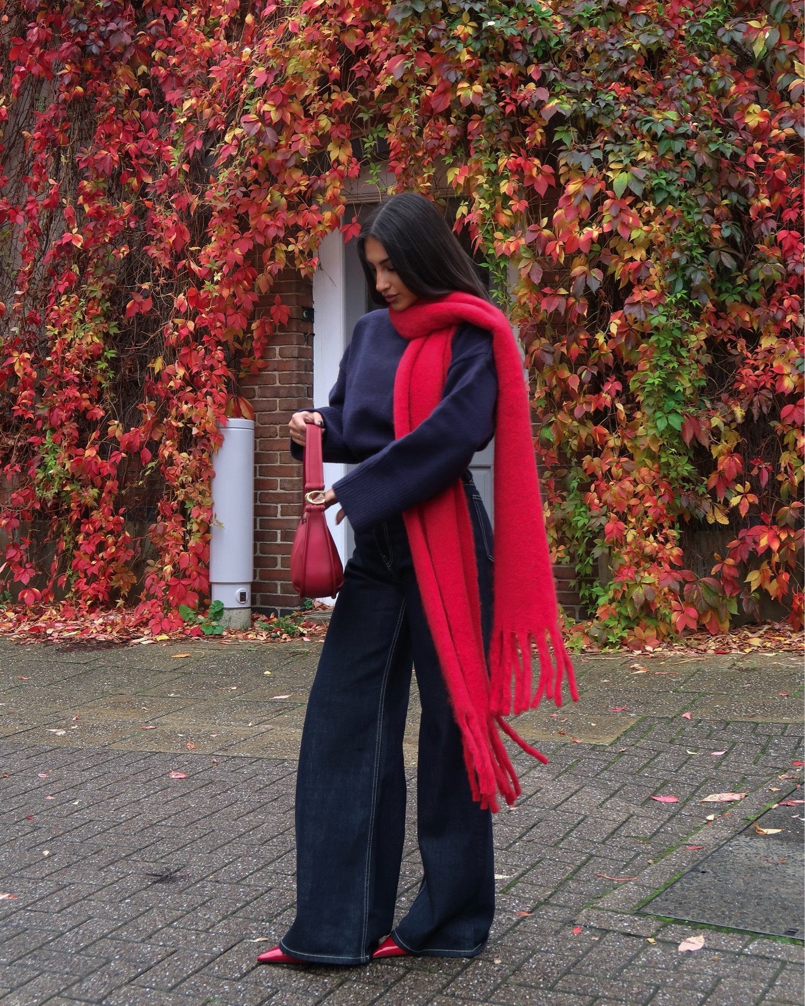 scarf season❤️💙

#LTKautumn #LTKeurope #LTKwinter