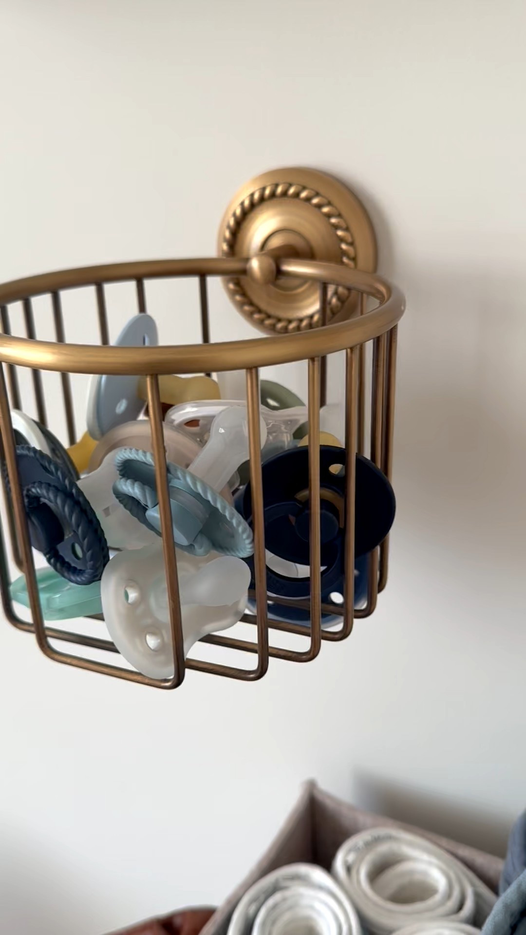 Toilet paper holder but looks cuter as a pacifier holder 







Baby nursery
Vintage nursery
Nursery decor

#LTKKids #LTKBaby #LTKHome