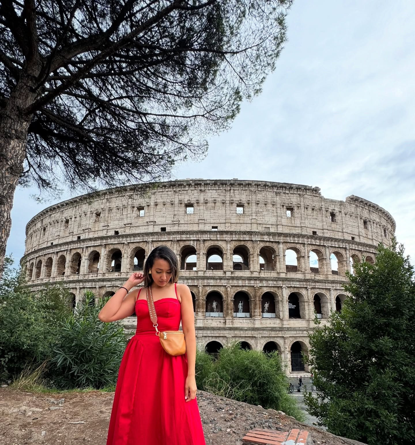✨ ¡A petición de muchas esperándolo! Nuestros koalas con strap tachonada vuelven este verano🥳

👜Ligera, elegante, práctica y traída directamente desde Italia 🇮🇹

Pero atención:

Esta edición limitada estará disponible solo por tiempo limitado así que no dejes pasar la oportunidad🔥

Este es tu momento de tener una cartera que te acompaña a todas partes:

😍 A tu café favorito
🌊 A tus escapadas de verano
❤️‍🩹 A esos días de diligencias interminables
✨ A esos días donde quieres verte simple… pero a la moda💯.

🔗 Comenta👇🏽

LINK

¡Y recibe el link donde puedes pre-ordenar la tuya con envío gratis a todo EE.UU.🥳!

¡Corre que se agota!

 ónLimitada             áneo 

 #DeVueltaEnStock #Edici #VeranoConEstilo #CarterasDeCuero #ItalianLeather #BolsoItaliano #ModaDeVerano #LujoArtesanal #EstiloLigero #FlorenciaEnTusManos #SummerLook #CarterasExclusivas #LookDeVerano2025 #MustHaveDeTemporada #EstiloMediterr #EleganciaItaliana #mseechallenge