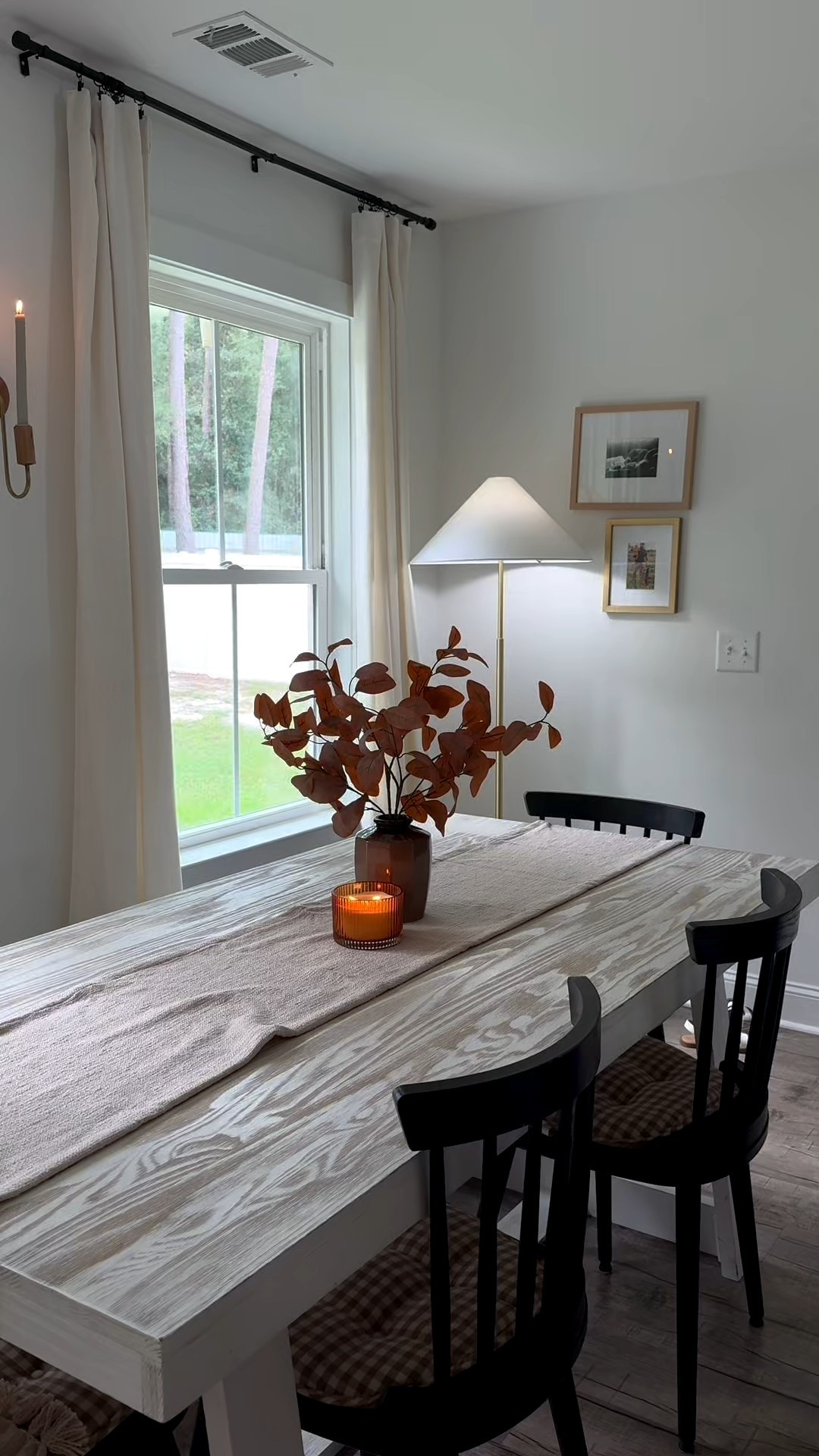 Fall home 🧸🍂🕯️

#LTKHome #LTKSeasonal