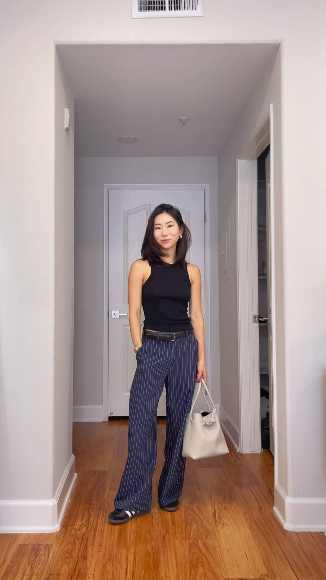 special guest appearance 😉 fall outfit/transitional (it’s still warm in LA)! super into pinstripes lately~

#LTKstyletip #LTKHoliday #LTKworkwear