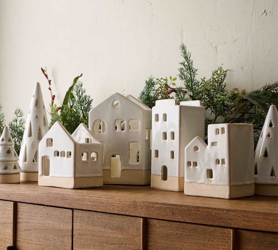 Christmas decorationChris

#LTKHome #LTKSeasonal #LTKHoliday