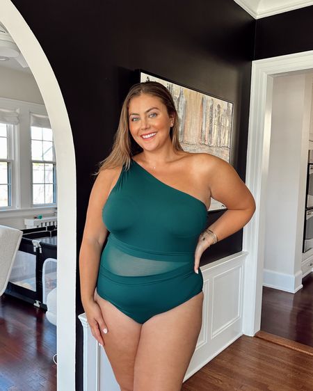 Love this peek-a-boo swim from @landsend. Wearing size 18. #MyLandsEnd #ad
Use code SPLISH50 for 50% off swim & 40% off everything else through 4/22! 

#LTKswim #LTKmidsize #LTKsalealert