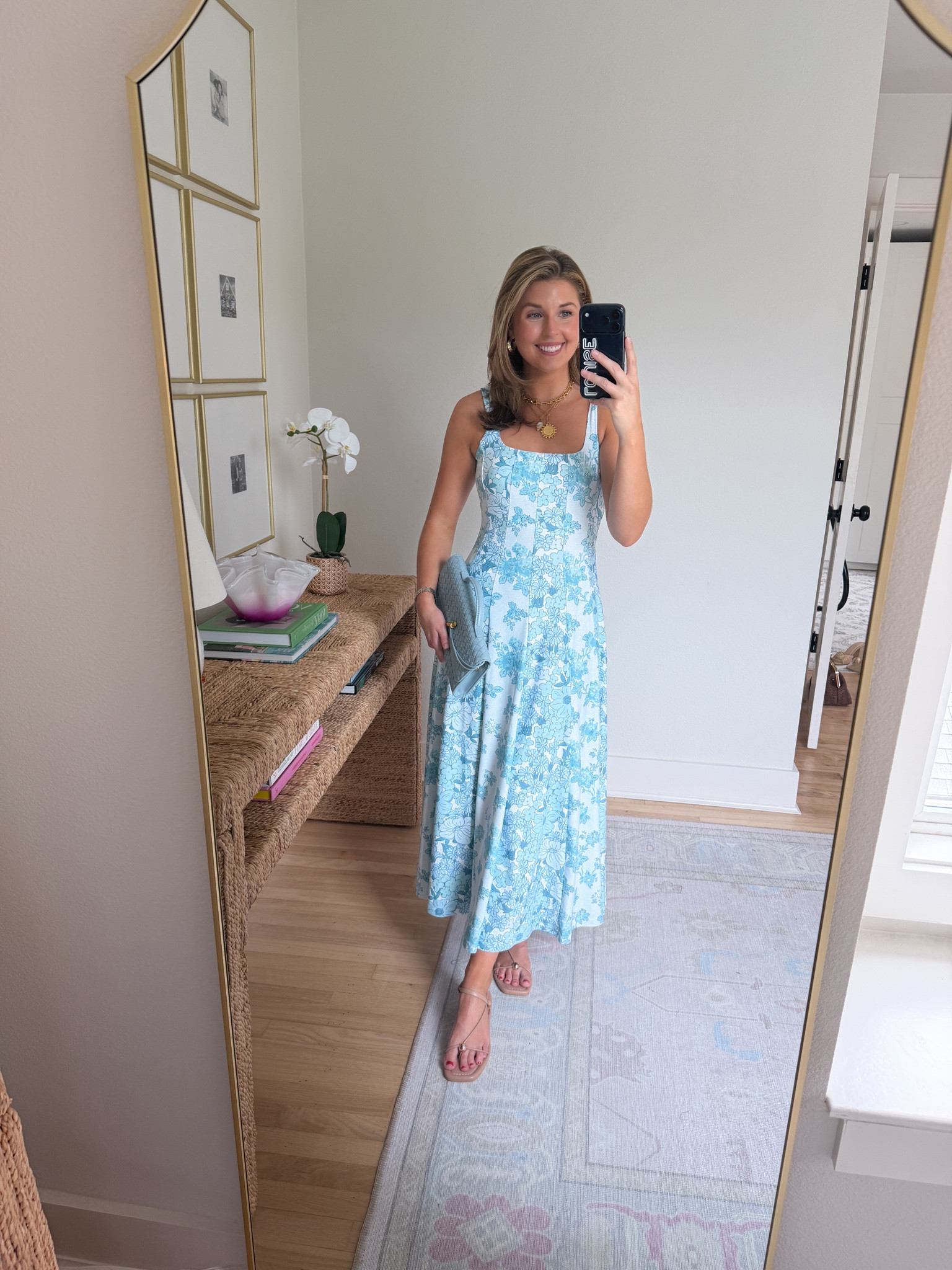 Summer outfit idea! Wearing a S in dress, code LOUISE15 for 15% off