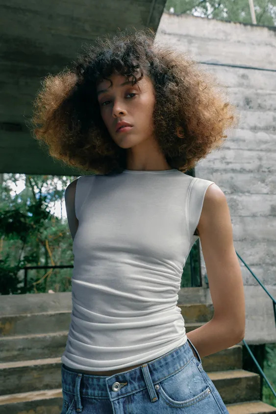 SIDE RUCHED TOP | Zara US
