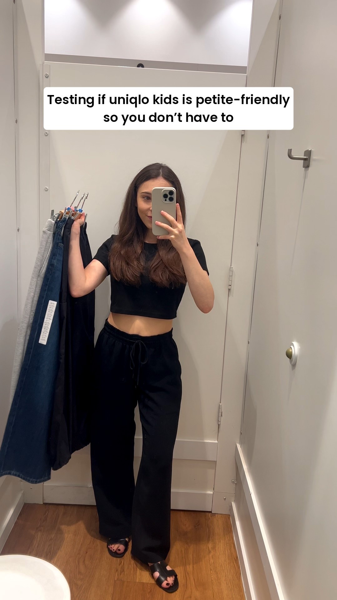 I found so many cute pieces at Uniqlo kids 🤍 for reference, I’m 4’11”.  Waist size is 23”. 

Sizing info
Cargo pants: 11-12
Jeans: 11-12
Sweatshirts: 11-12
Sweatpants: 11-12
Knit sweater: 11-12
Puffer vest: wearing 7-8 but 9-10 or 11-12 would fit better
Puffer jacket: wearing 9-10 but 11-12 or 13 would fit better 

#petitefashion #shortgirlfashion #underfivefeet #kidsclothing


#LTKpetite #LTKcanada