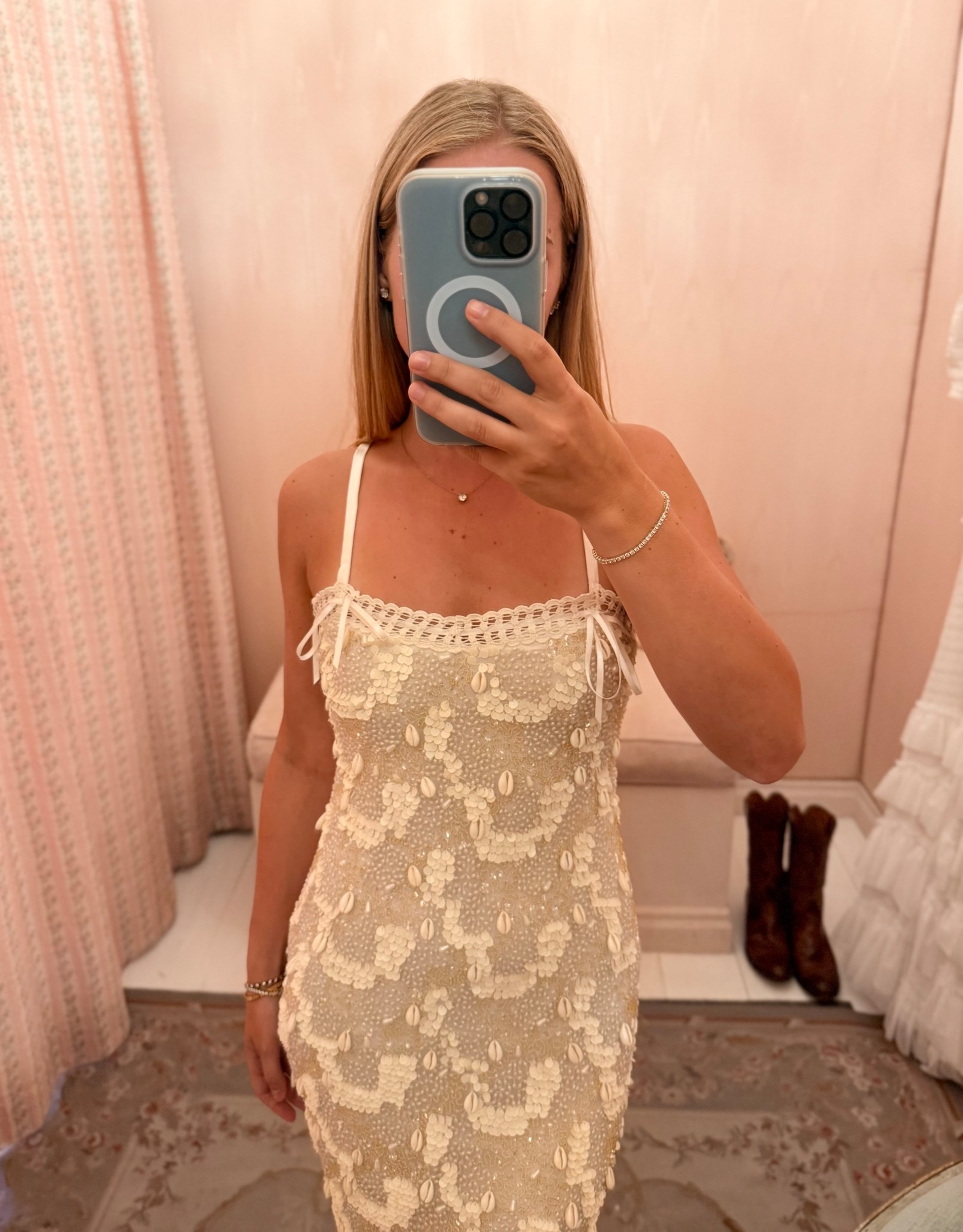 🧜‍♀️


Sparkley dress
Sparkle dress
Sequin dress
Beaded dress
Long dress
Midi dress
Tank dress
How dress
Seashell dress
Statement dress
Fun dress
Beach trip
Beach vacation
Florida
Mexico
Cabo
Cancun
Tropical vacation
Luxury vacation
Vacation outfits
Summer vacation
Preppy outfit

#LTKStyleTip