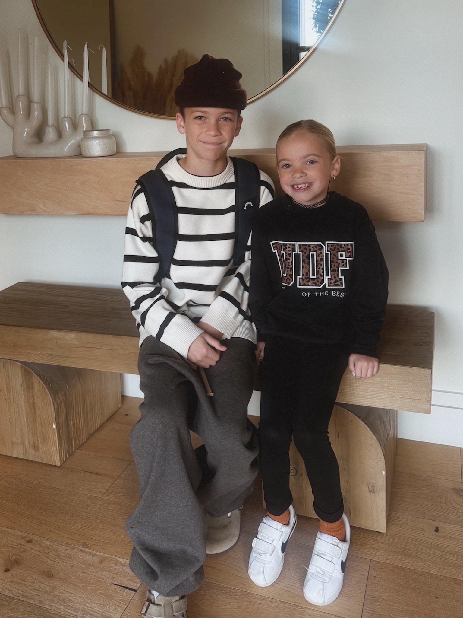 Arrow’s fit linked here

He’s wearing xs in these sweats.