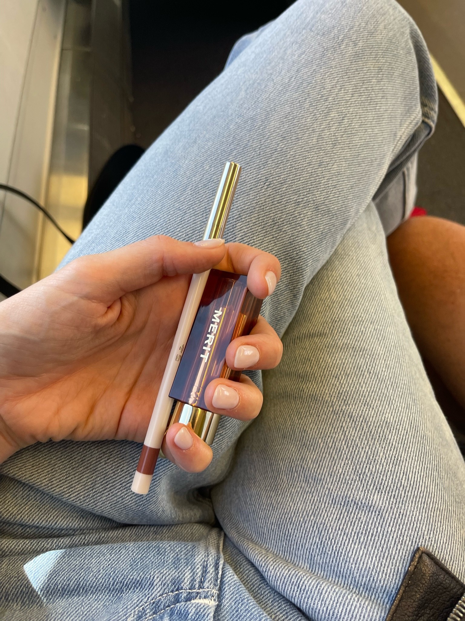 Merit beauty in 1990
Liner in Wise