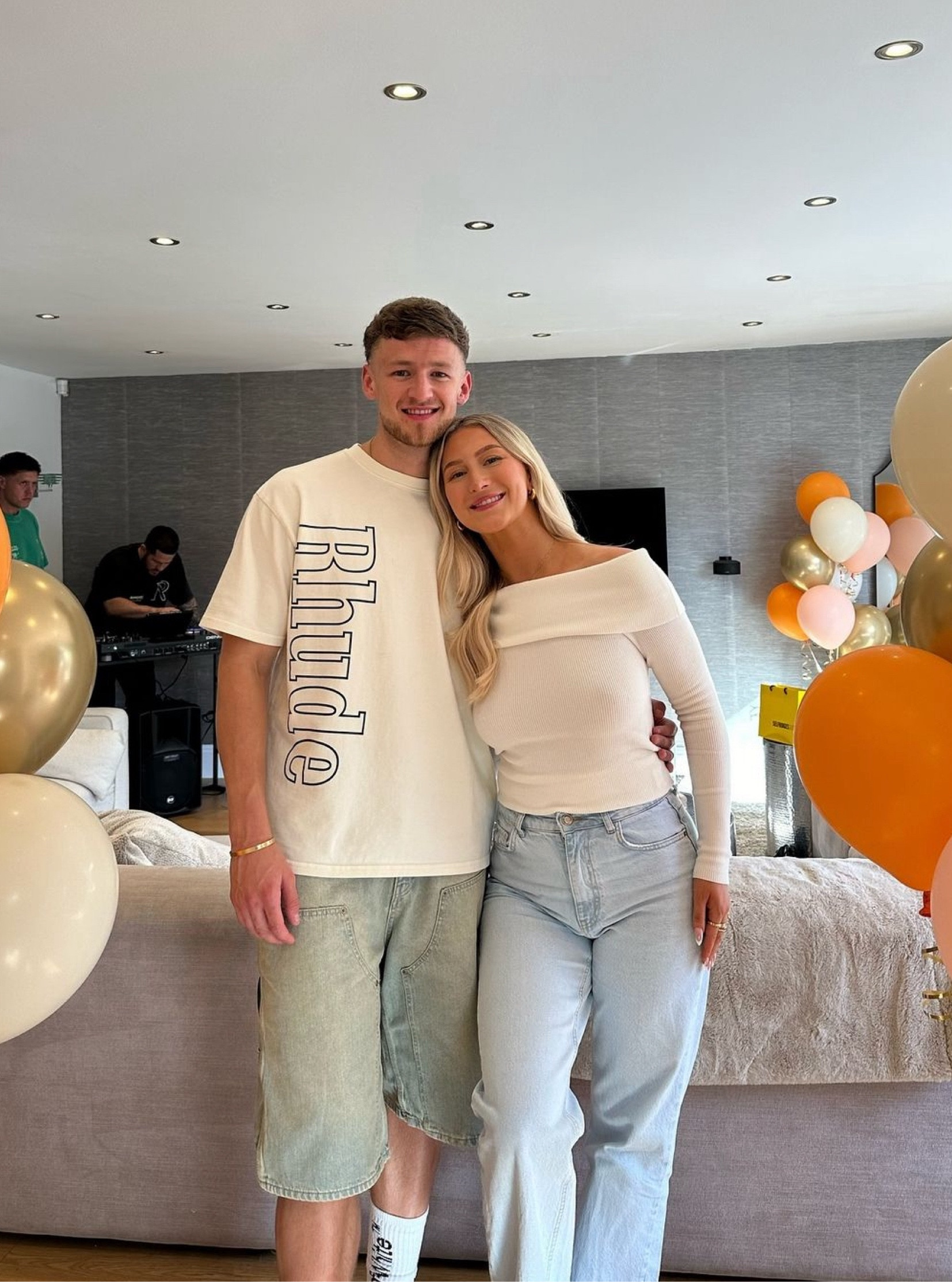 I loved wearing this top for Sam’s birthday party! Truly the perfect summer top #LTKsummer #summeroutfit #ameliaolivia #cutetop #

#LTKsummer #LTKpartywear #LTKuk