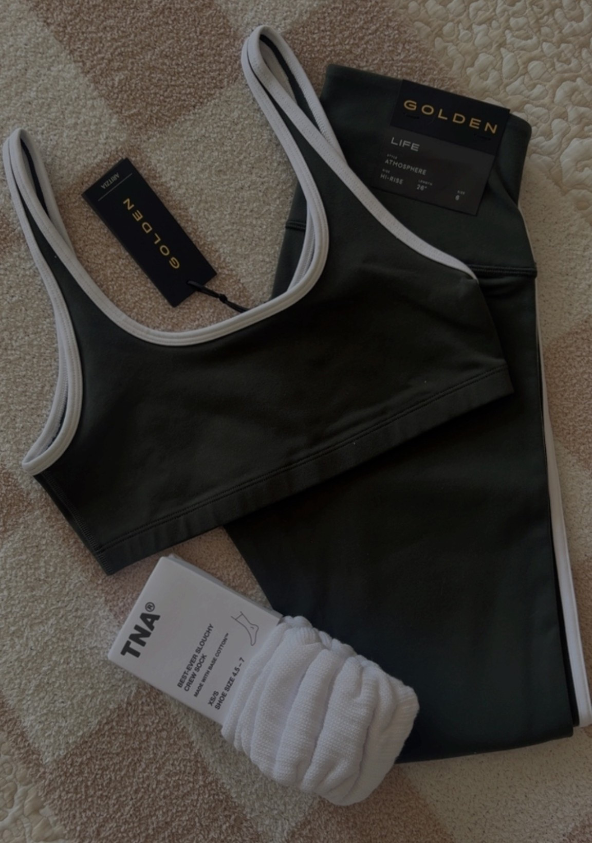 this colour is everything! 
size small in top
size 6 in bottoms

#LTKfitness #LTKcanada #LTKsale