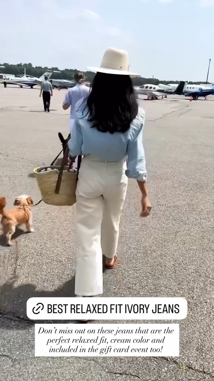 Don’t miss out on these jeans that are the perfect relaxed fit, cream color and included in the gift card event too!

#LTKSaleAlert #LTKTravel #LTKSeasonal