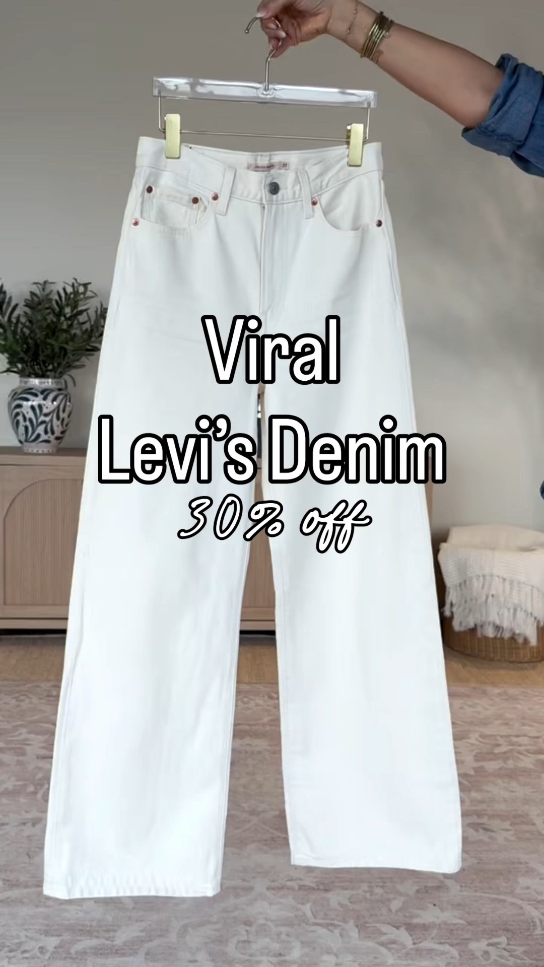 The viral @levi  lRibcage denim
Wearing a 27x32 in Barley Freezing 
The other color is not the same 
Shirt- small and comes in a ton of colorways 
Denim- 27x34 for darker denim 


#LTKootd #LTKOver40 #LTKU #LTKTall #LTKmomlife