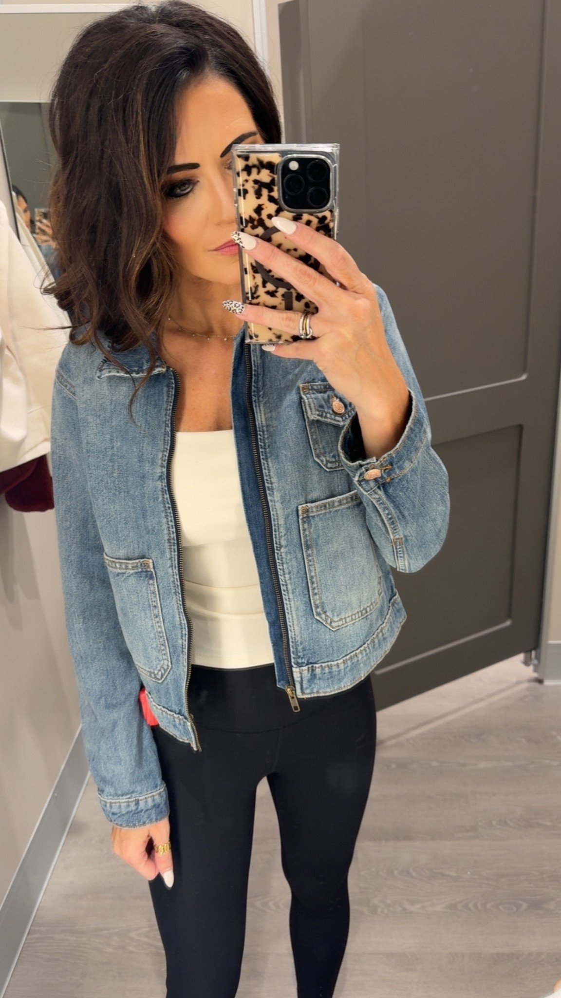 Denim jacket
I’m in an XS for a more fitted look
Fall outfit
Pumpkin patch outfit
Affordable
Family picturess

#LTKActive #LTKStyleTip