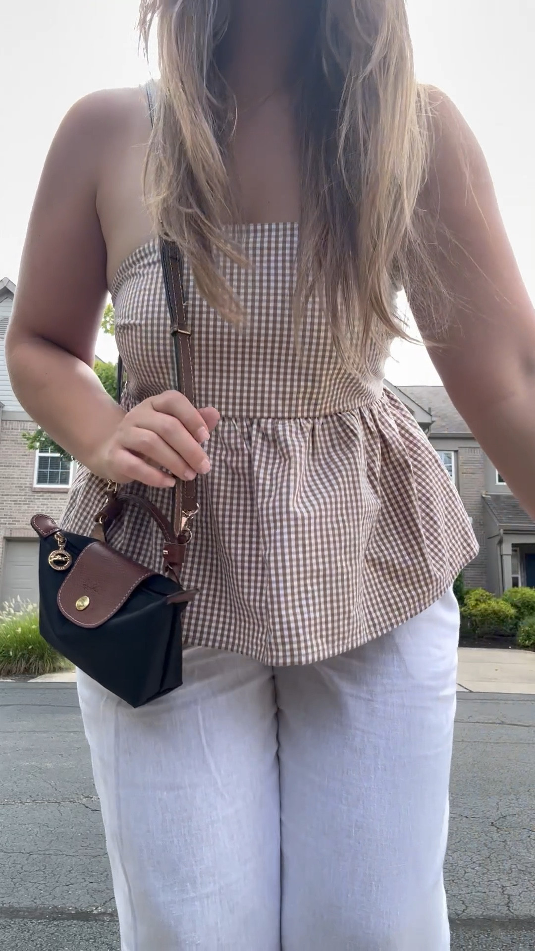 The linen pants are back at it with a gingham peplum top! Pairing my Longchamp with it *of course* 🤍

#LTKFindsUnder50 #LTKItBag #LTKStyleTip