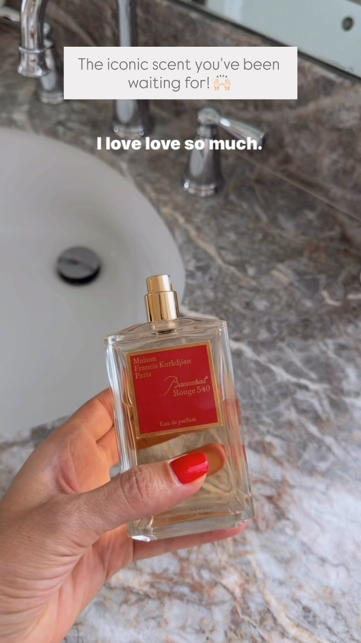 Sale alert 
The iconic scent you’ve been waiting for!
I love this perfume so much, very fresh, feminine, and elegant.

#LTKSaleAlert #LTKBeauty #LTKOver40