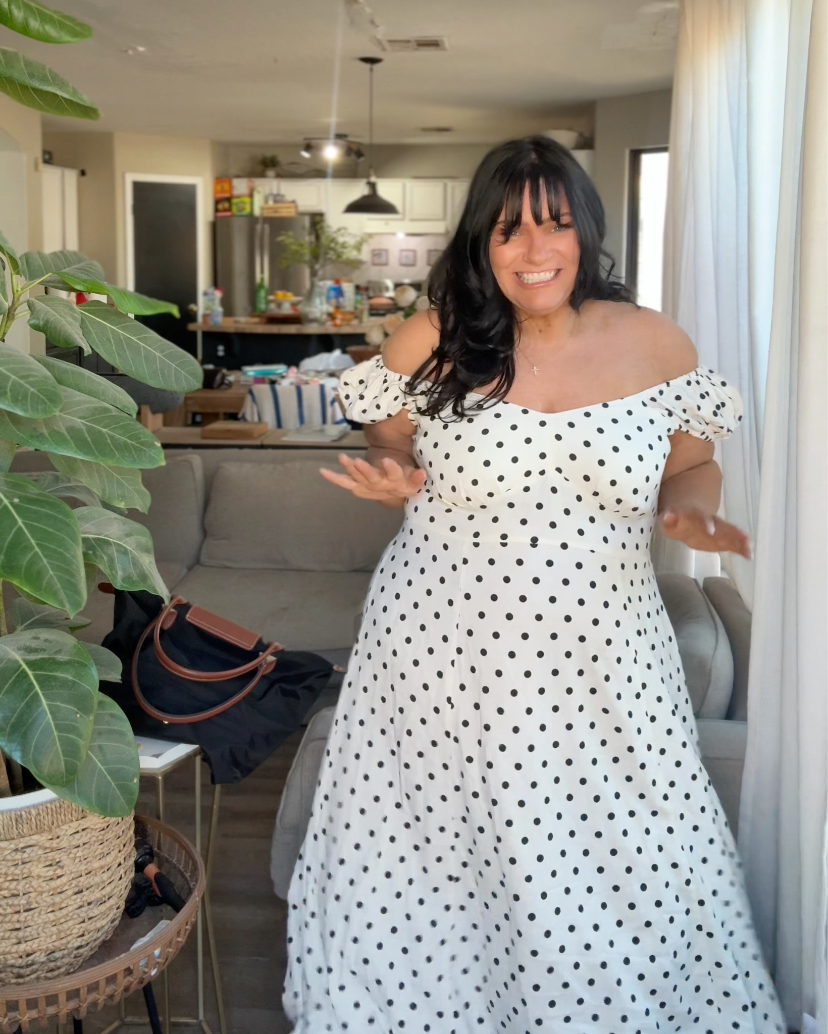 Easter Dress, Spring Dress, Polka Dot mid size dress I’m 5’6” 225lbs size 16/18 wearing an XL 

#LTKSeasonal #LTKMidsize #LTKootd