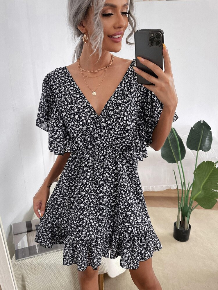 Ditsy Floral Print Butterfly Sleeve Ruffle Hem Dress | SHEIN