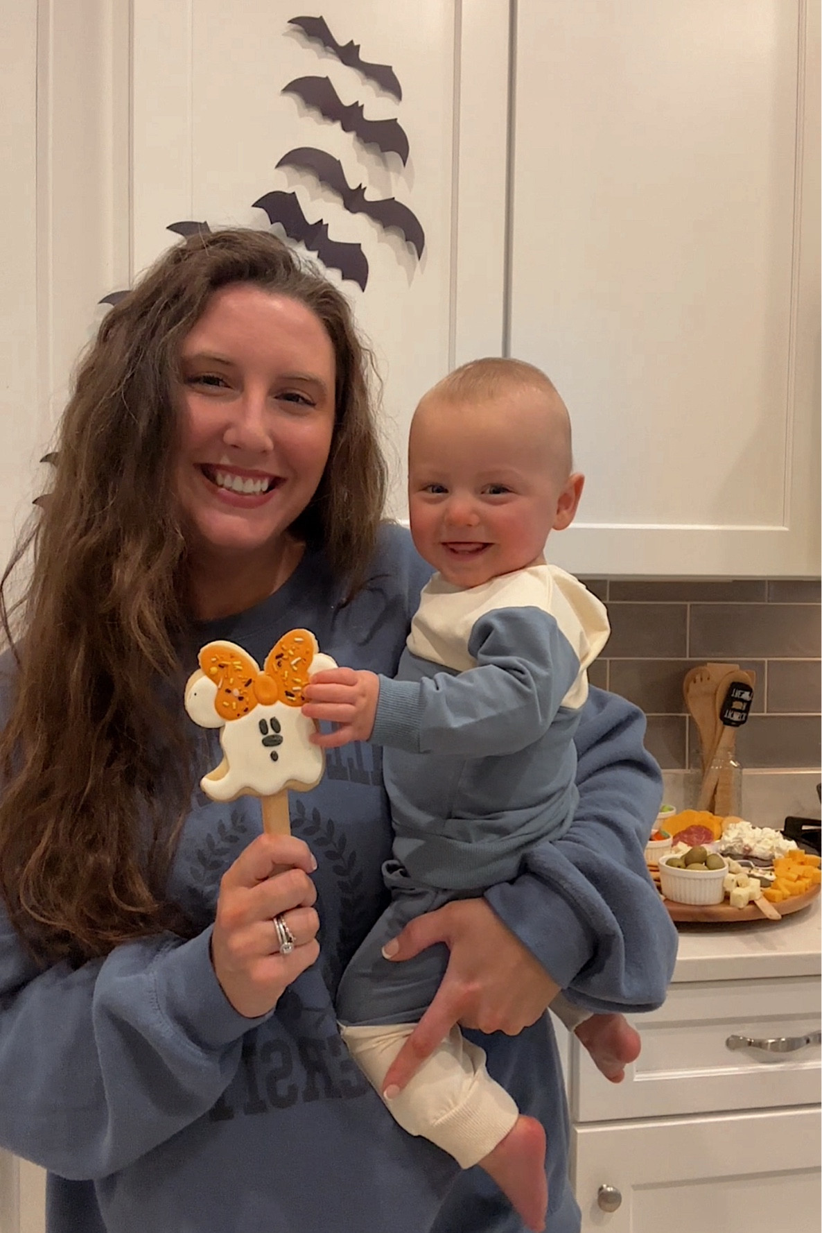 Crewneck & Trace’s set are linked here 🩵

#LTKBaby #LTKFallSale #LTKSaleAlert