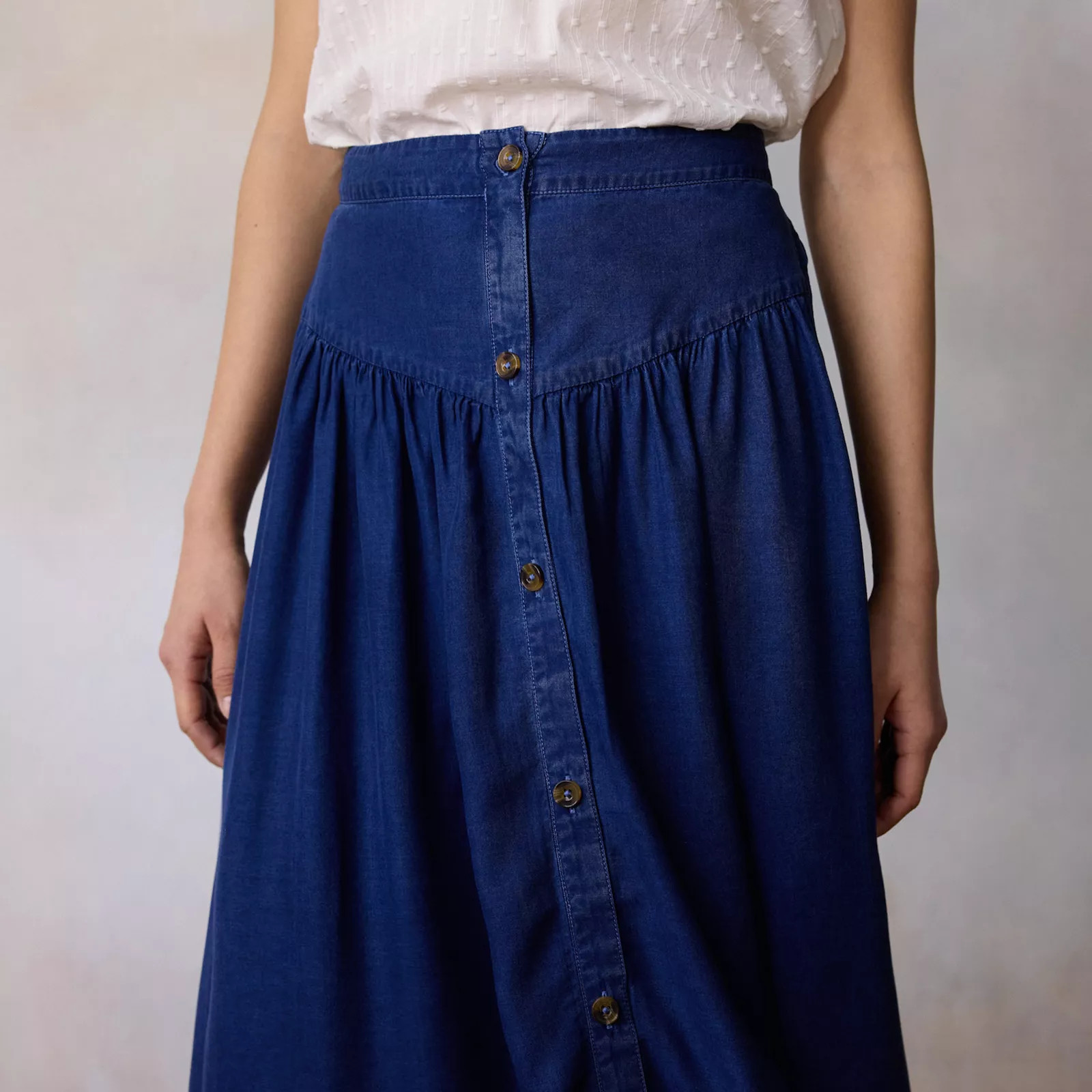 Women's LC Lauren Conrad V-Yoke Button Front Midi Skirt | Kohl's