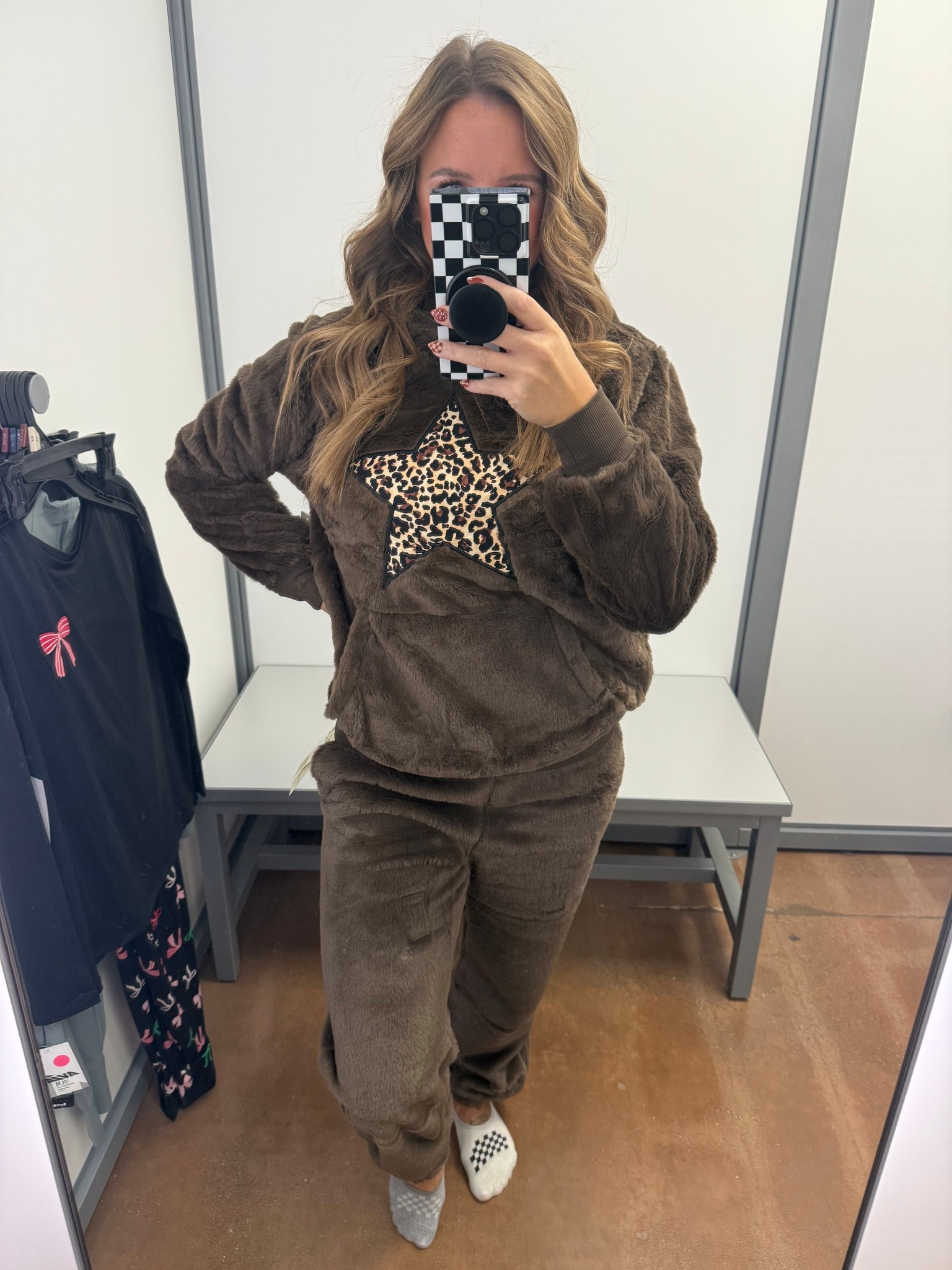 Faux fur sweatset 

#LTKdayinmylife #LTKselfcare #LTKootd