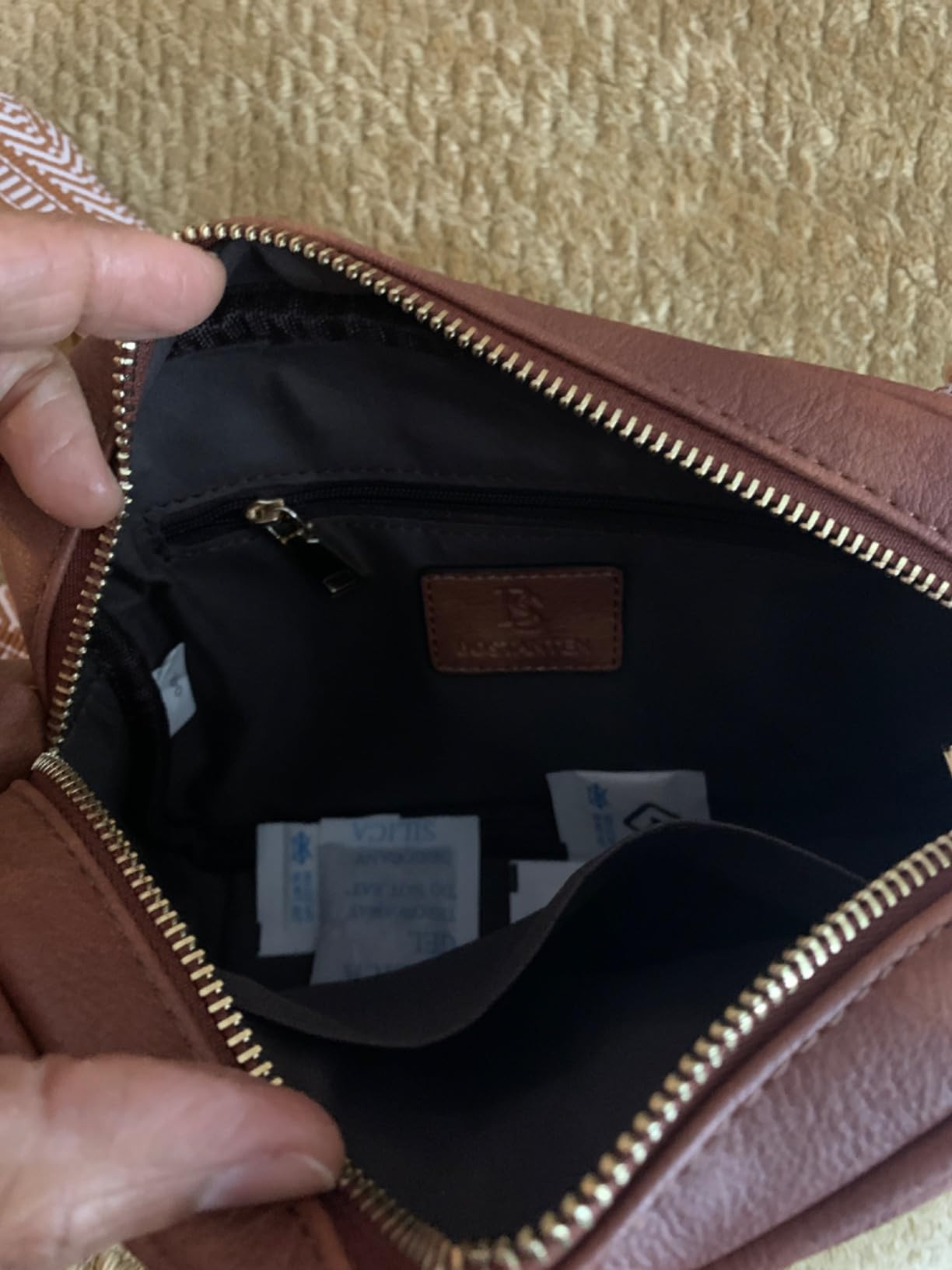 BOSTANTEN Quilted Crossbody Bags for Women Vegan Leather Purses Small Shoulder Handbags with Wide... | Amazon (US)