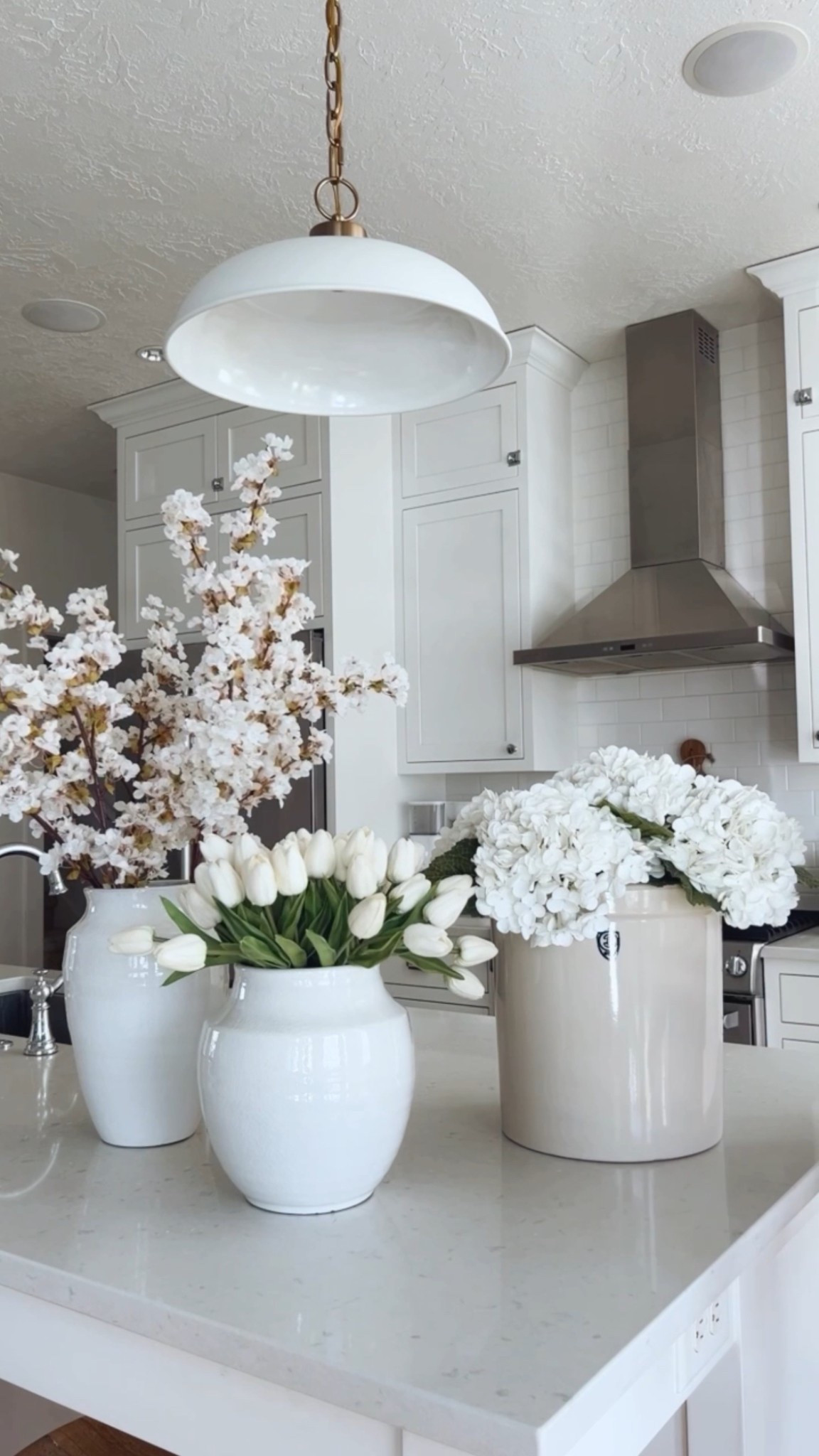 My favorite faux spring stems from Amazon  

#LTKSeasonal #LTKHome #LTKFindsUnder50