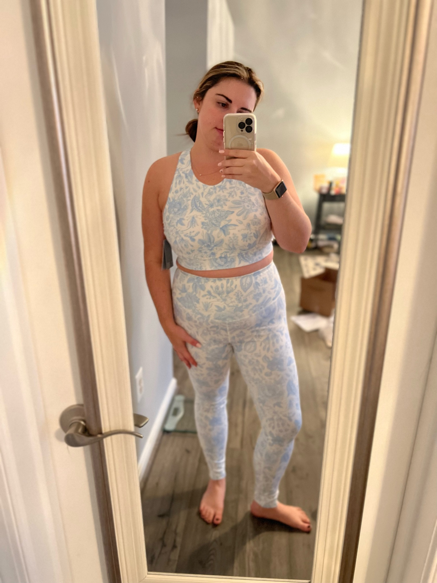 Leggings - large 
Bra - large 

#LTKfit #LTKcurves #LTKstyletip