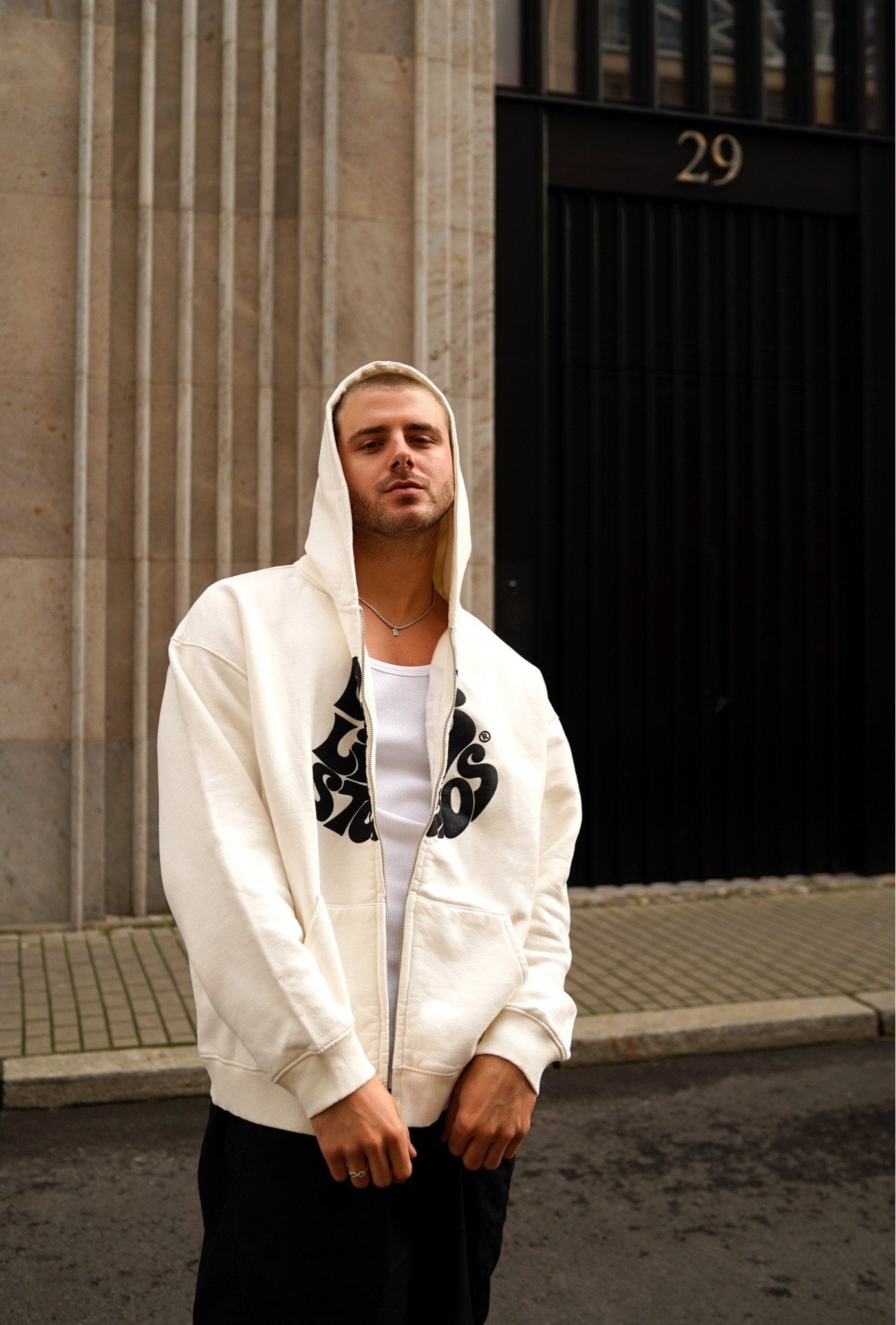 comfy hoodie 🙌🏼

#LTKSeasonal #LTKeurope #LTKmens