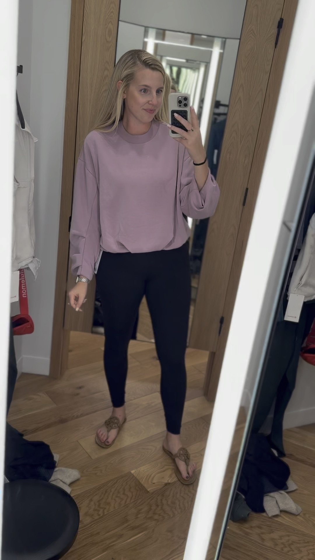 Obsessed with this sweatshirt - little dressier and so soft
Sweatshirt - medium (would prefer large for length)
Leggings - size 8 28” inseam

Athleisure, crew neck sweatshirt, cozy outfit, casual outfit

#LTKFitness #LTKMidsize #LTKSeasonal